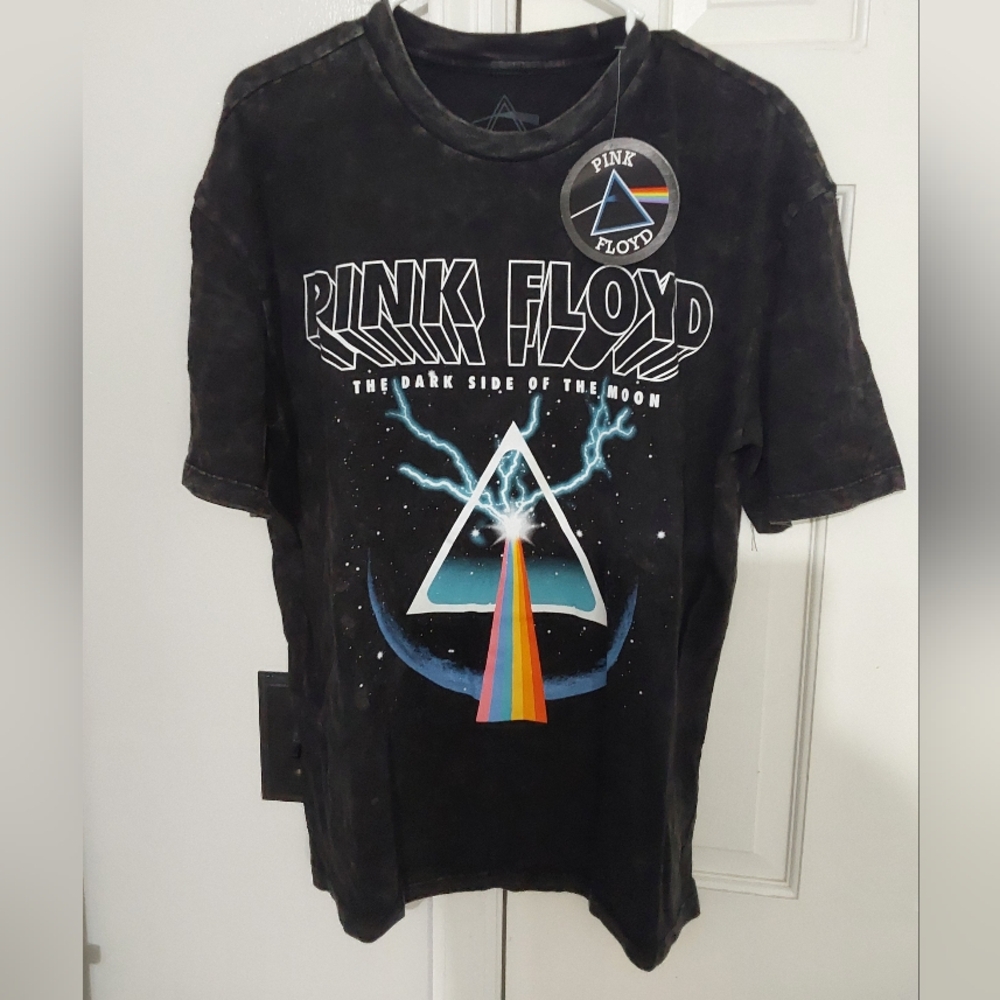 PINK FLOYD NWT Graphic T-Shirt